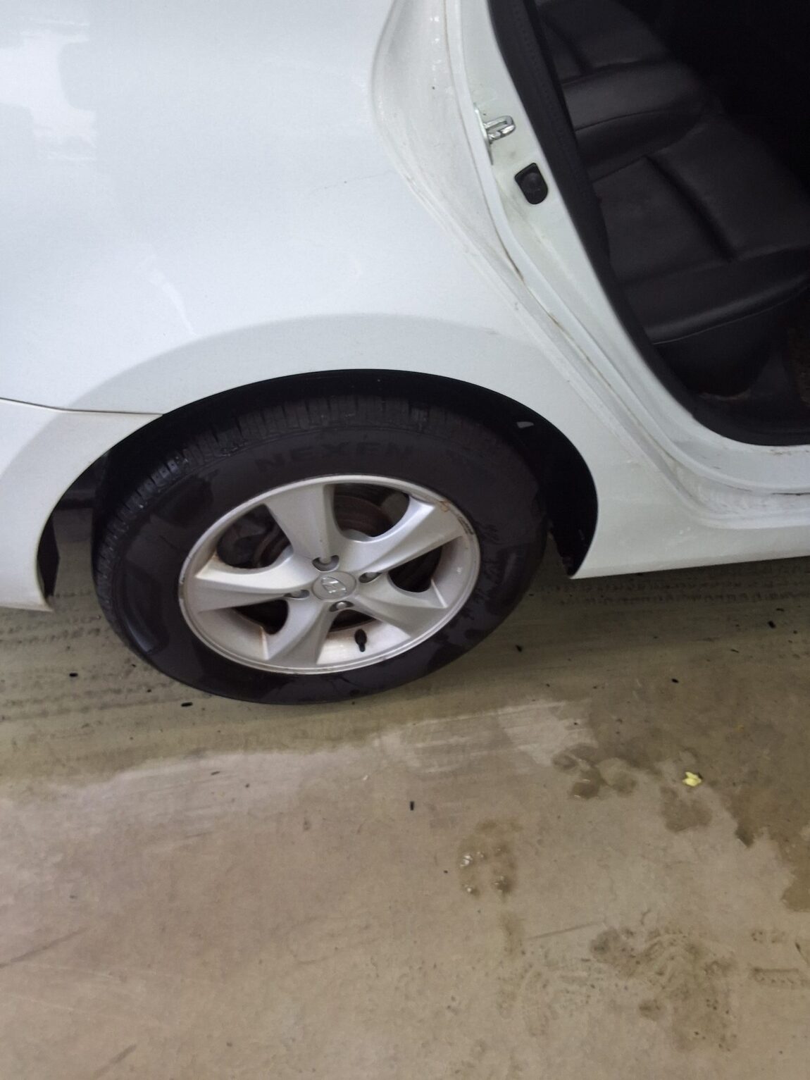 HYUNDAI NEW ACCENT 1.4 VVT PREMIER 2012 - zdjęcie 23