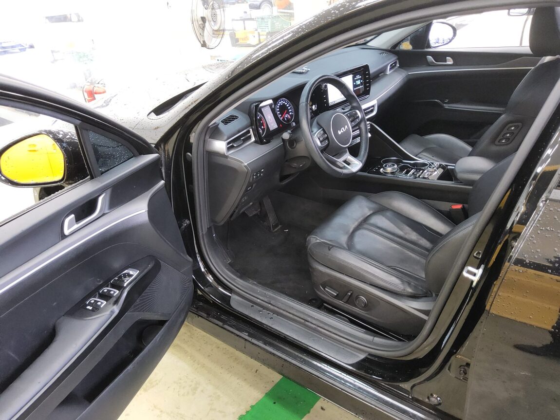KIA NEW K5 (DL3) 2.0 GASOLINE PRESTIGE 2023 - zdjęcie 10