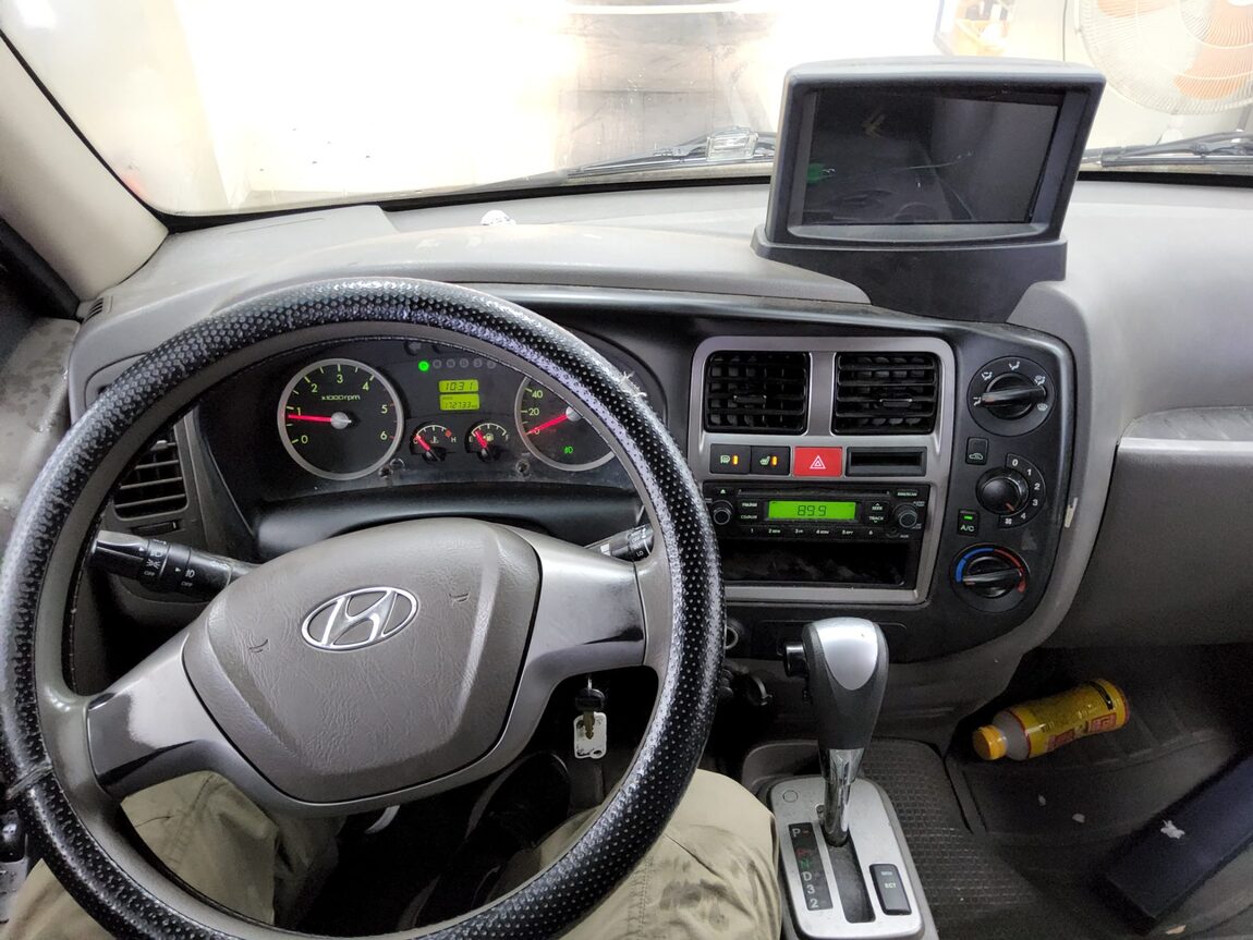 HYUNDAI PORTER II CRDi STANDARD CAB EXTRA LONG WHEELBASE SUPER 2017 - zdjęcie 15