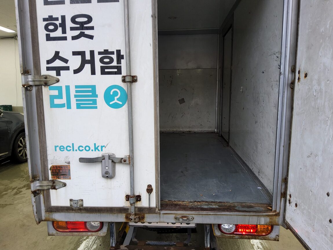 HYUNDAI PORTER II CRDi STANDARD CAB EXTRA LONG WHEELBASE SUPER 2017 - zdjęcie 13