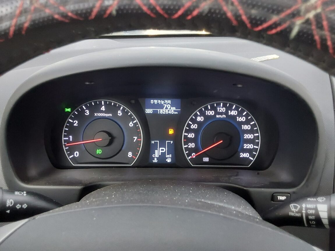HYUNDAI i30 1.6 VVT PREMIER 2011 - zdjęcie 9