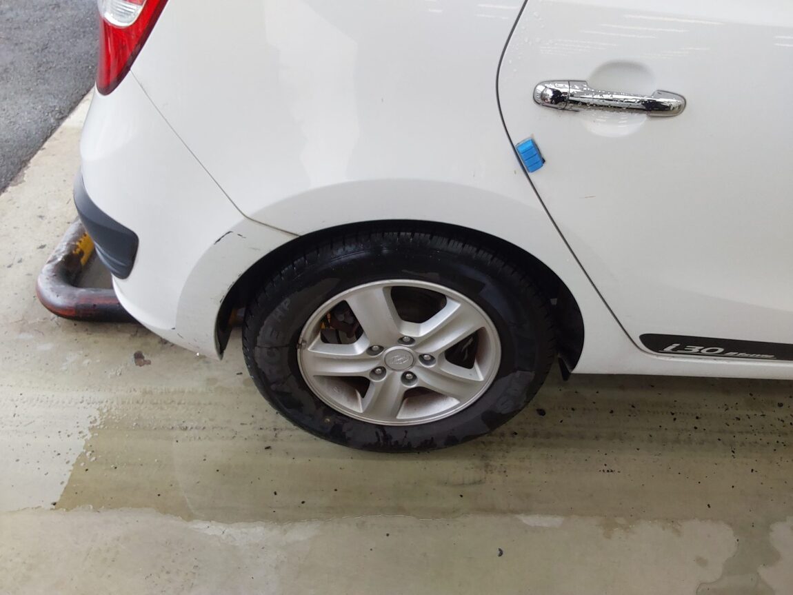 HYUNDAI i30 1.6 VVT PREMIER 2011 - zdjęcie 25