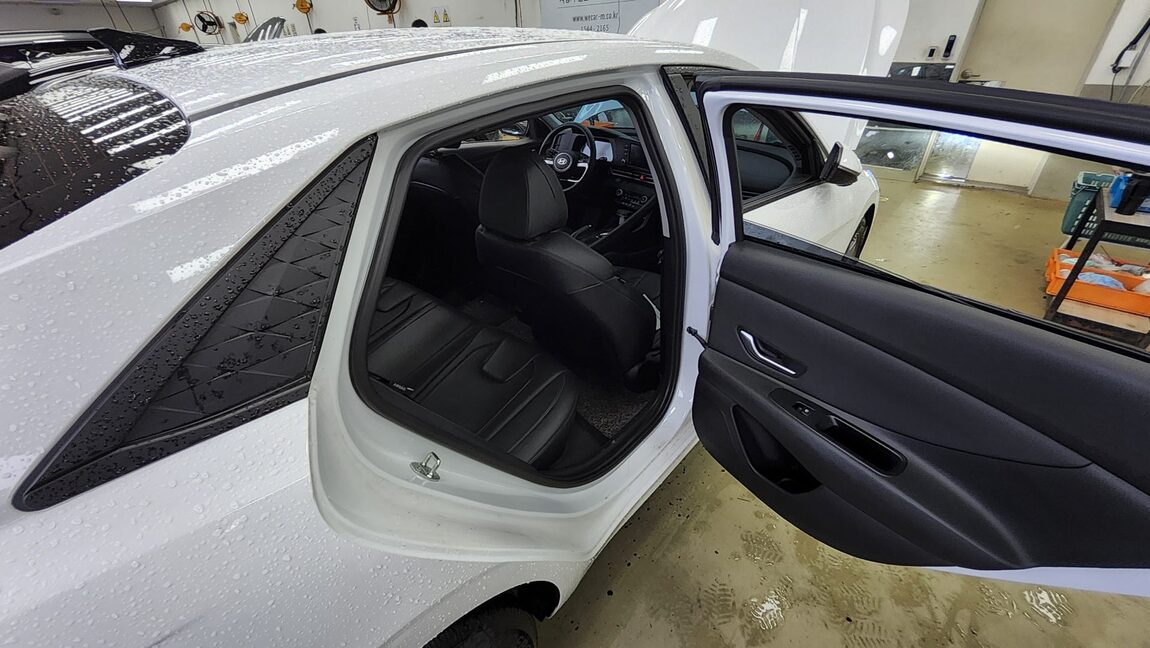 HYUNDAI THE NEW AVANTE (CN7) GASOLINE 1.6 SMART 2024 - zdjęcie 13