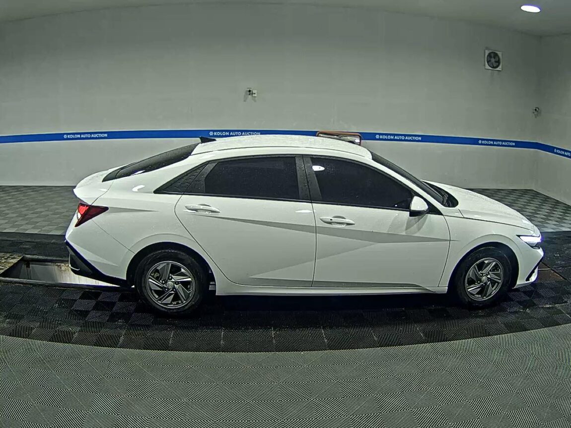 HYUNDAI THE NEW AVANTE (CN7) GASOLINE 1.6 SMART 2024 - zdjęcie 4