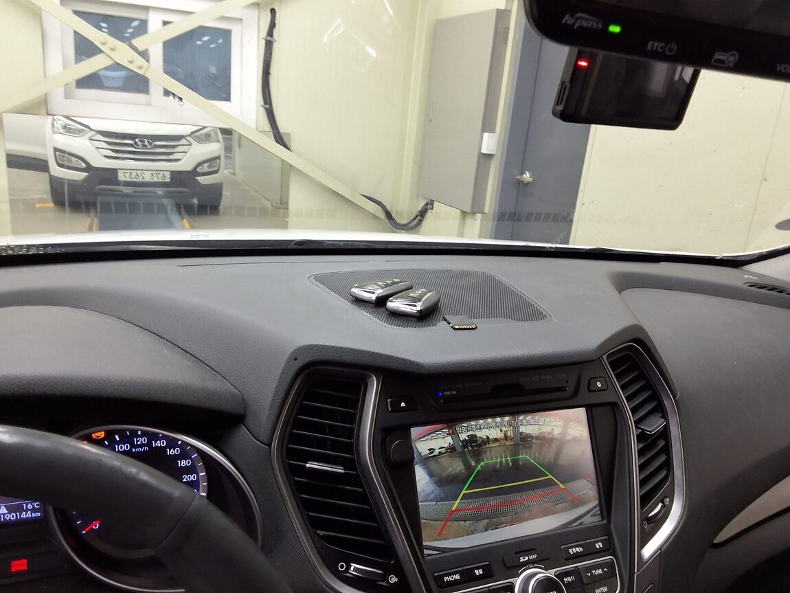 HYUNDAI SANTA FE (DM) DIESEL R2.0 2WD PREMIUM 2013 - zdjęcie 25