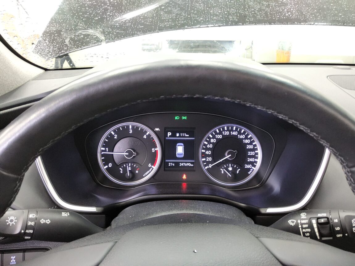 HYUNDAI SANTA FE (TM) R2.2 4WD PRESTIGE 2019 - zdjęcie 9