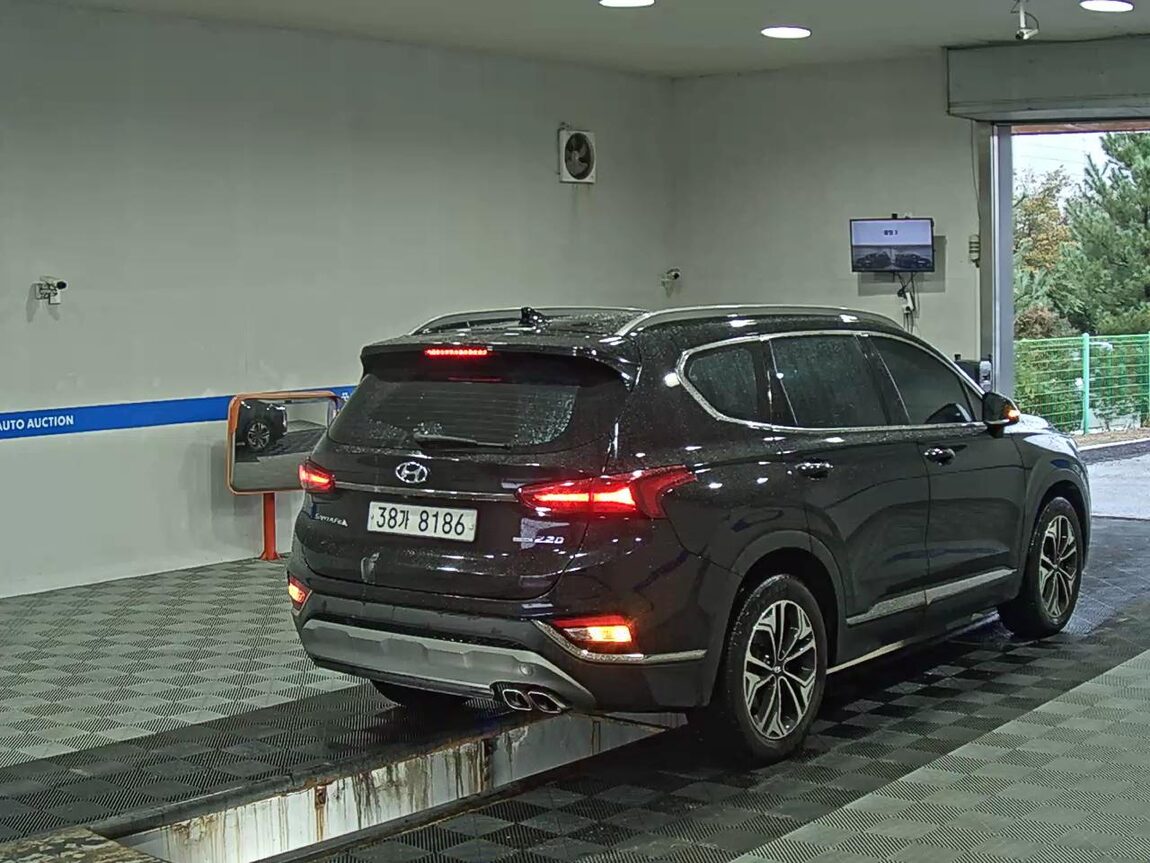 HYUNDAI SANTA FE (TM) R2.2 4WD PRESTIGE 2019 - zdjęcie 5