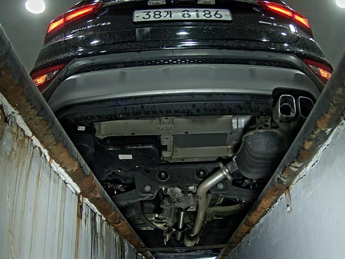 HYUNDAI SANTA FE (TM) R2.2 4WD PRESTIGE 2019 - zdjęcie 8
