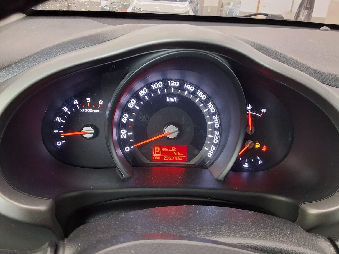 KIA THE NEW SPORTAGE R DIESEL R2.0 2WD ACE 2016 - zdjęcie 9