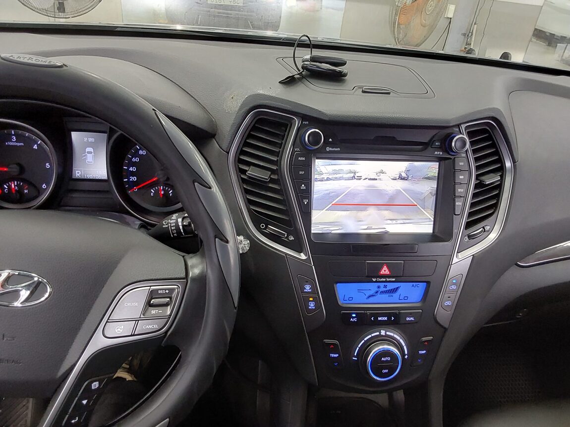 HYUNDAI SANTA FE (DM) DIESEL R2.0 2WD PREMIUM 2013 - zdjęcie 17