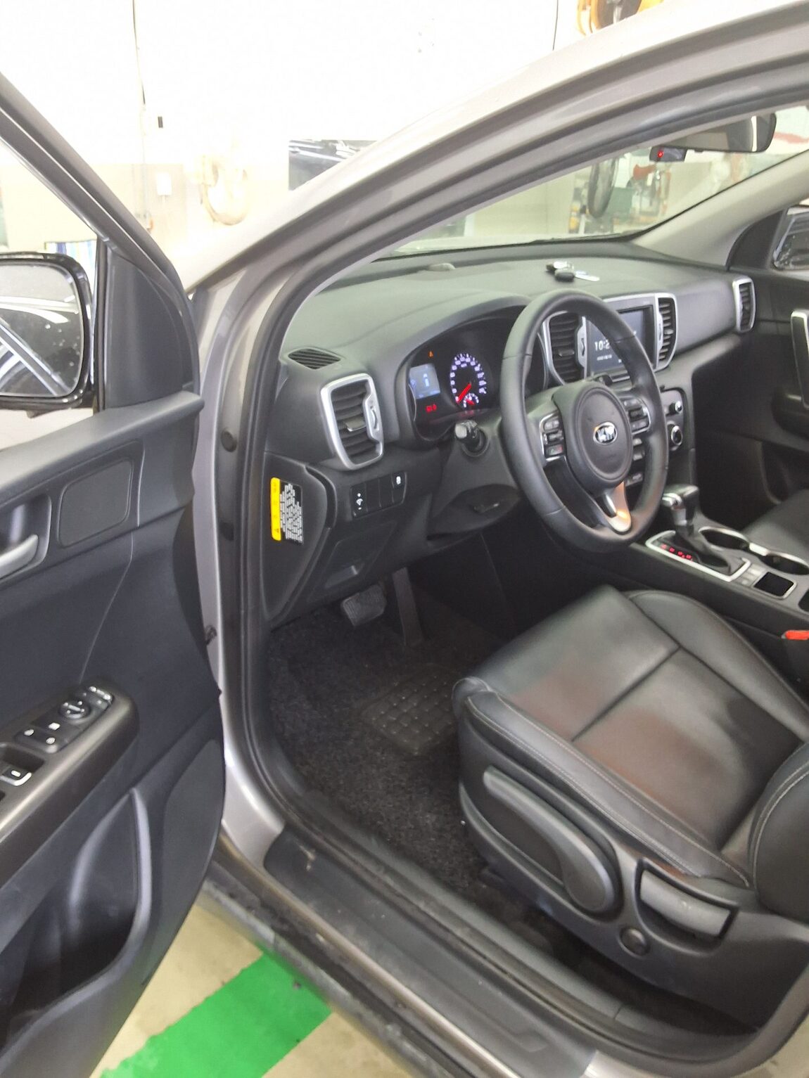 KIA NEW SPORTAGE R2.0 2WD PRESTIGE 2016 - zdjęcie 10