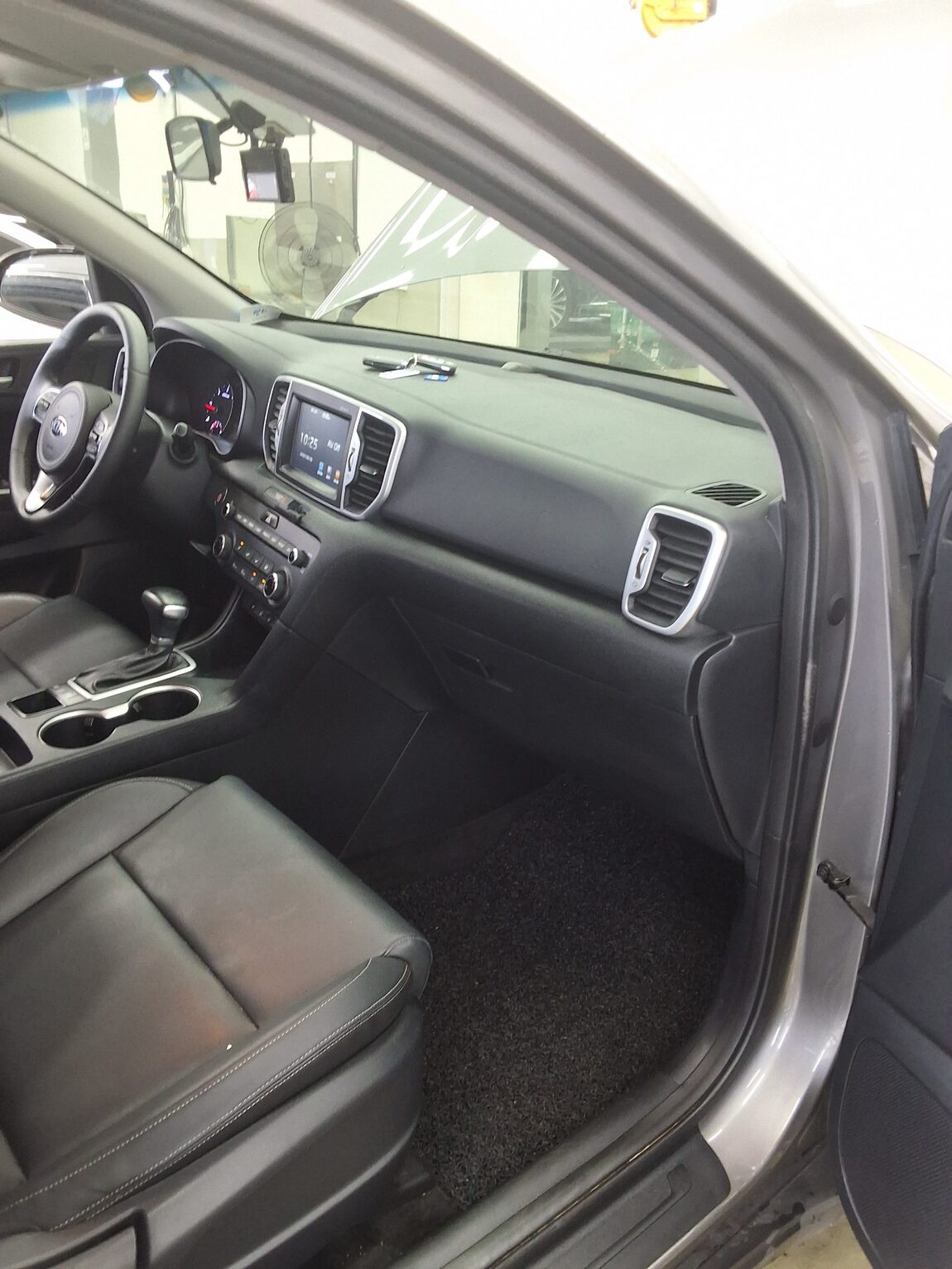 KIA NEW SPORTAGE R2.0 2WD PRESTIGE 2016 - zdjęcie 14