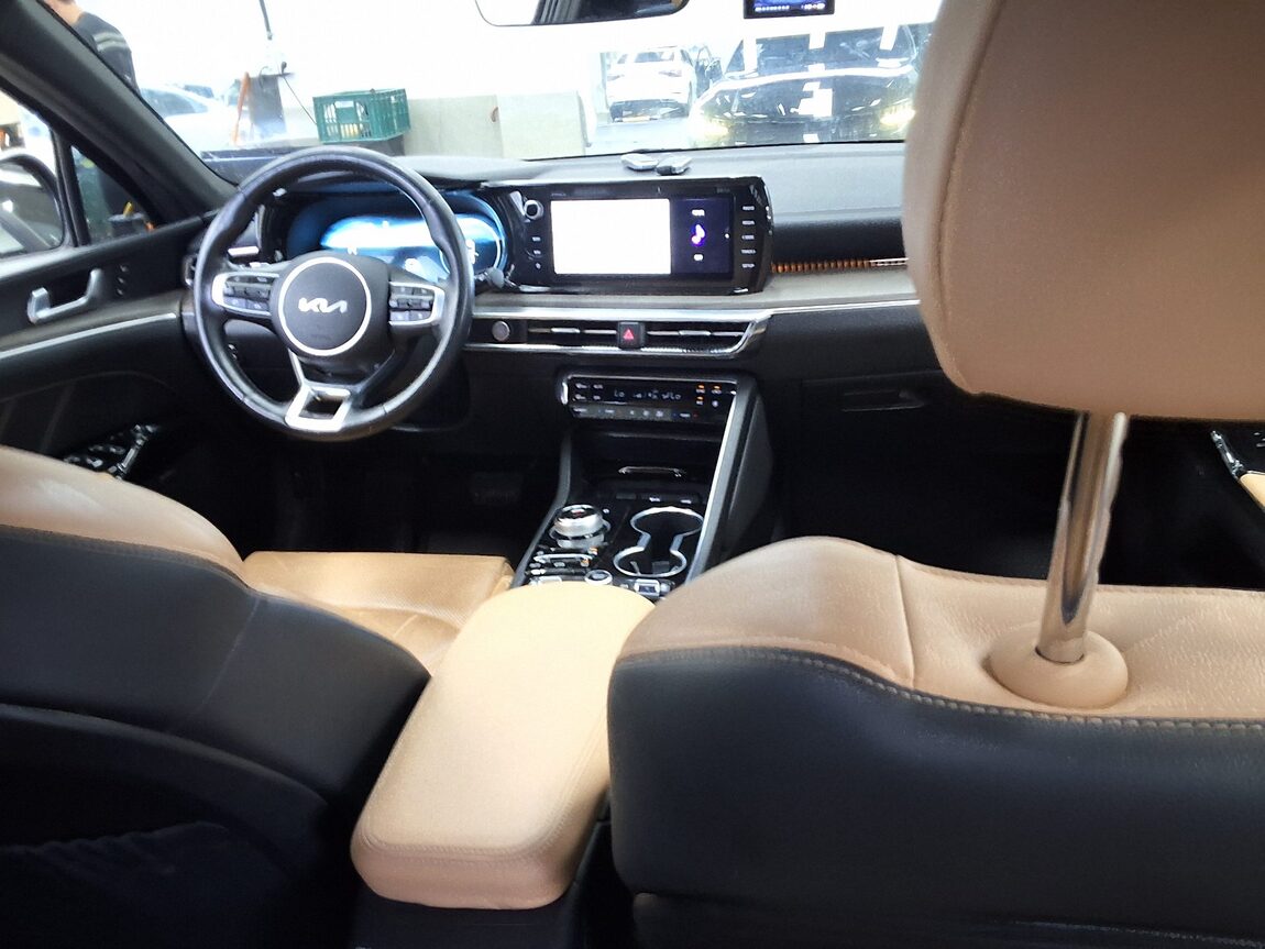 KIA NEW K5 (DL3) 2.0 GASOLINE SIGNATURE 2022 - zdjęcie 11