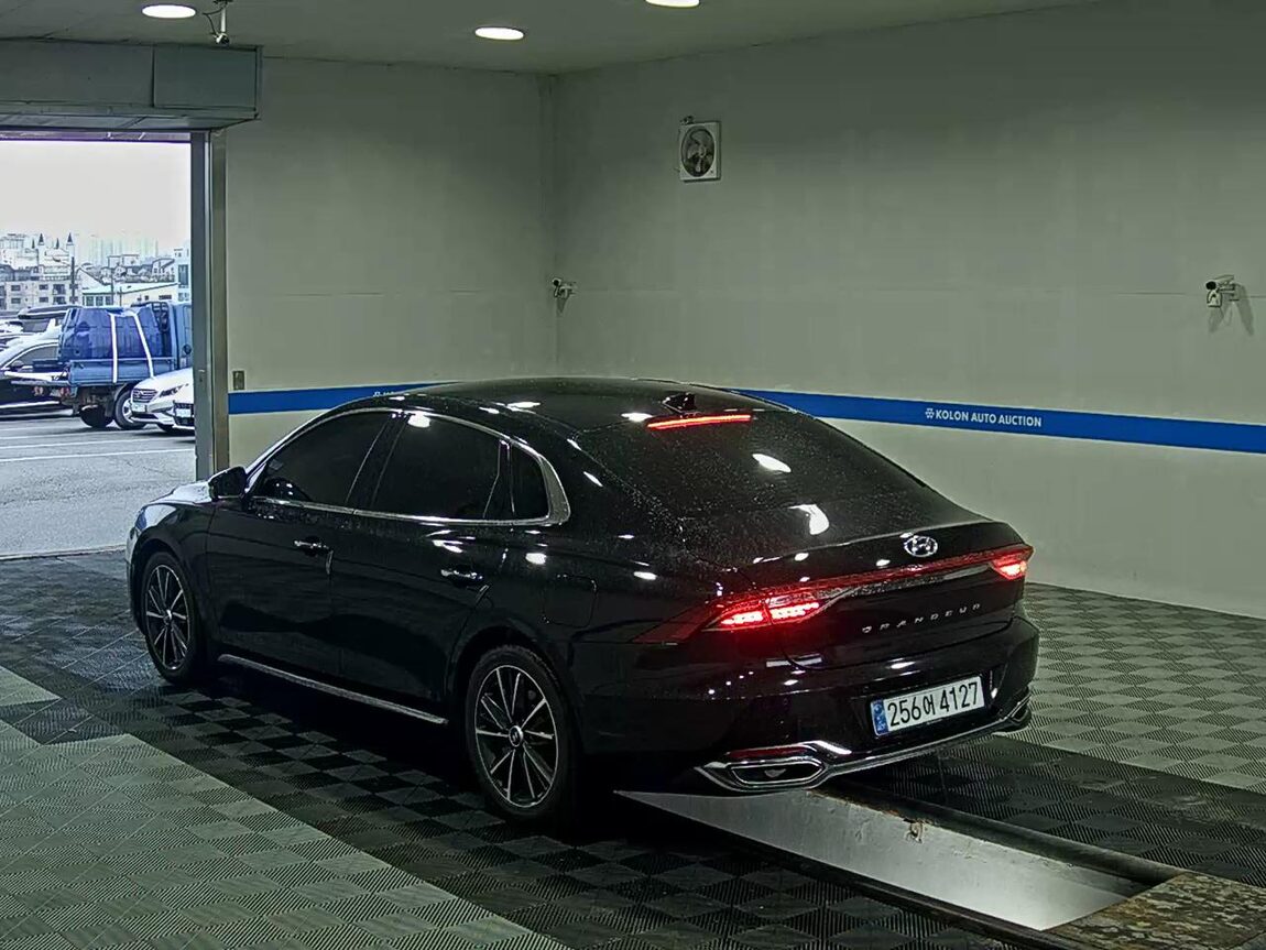HYUNDAI THE NEW GRANDEUR IG GASOLINE 2.5 EXCLUSIVE 2022 - zdjęcie 6