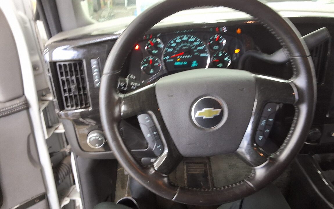 CHEVROLET EXPRESS VAN 6 2017 - zdjęcie 16