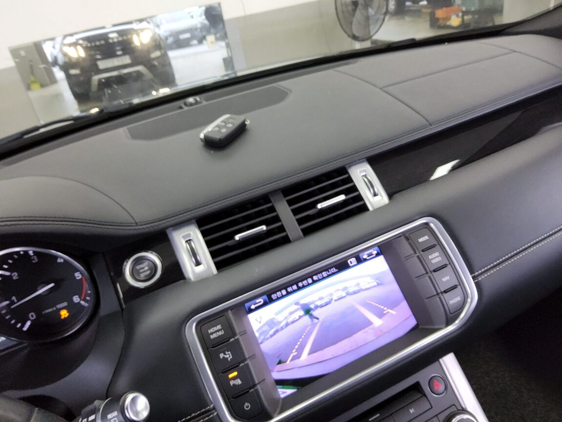 LAND ROVER RANGE ROVER EVOQUE 2.2 SD4 DYNAMIC 2013 - zdjęcie 17