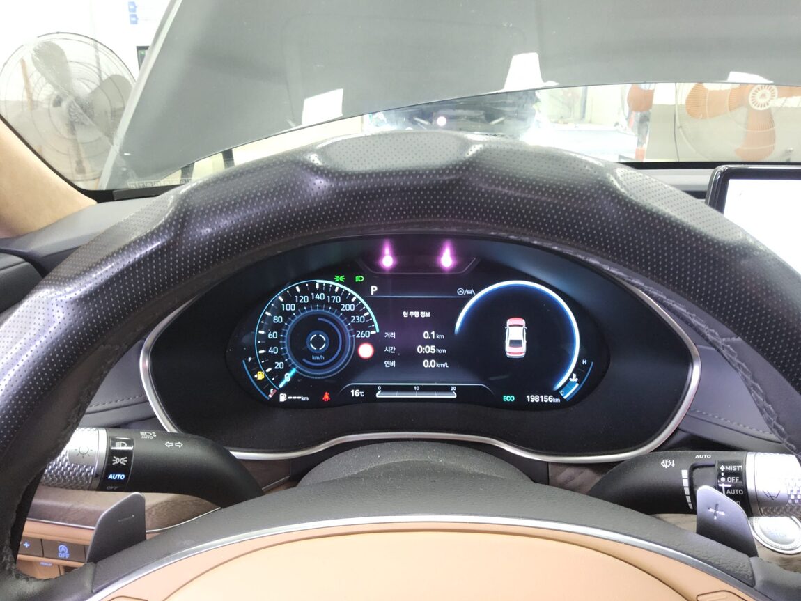 GENESIS THE ALL NEW G80 GASOLINE 2.5 2WD BASE MODEL 2022 - zdjęcie 9