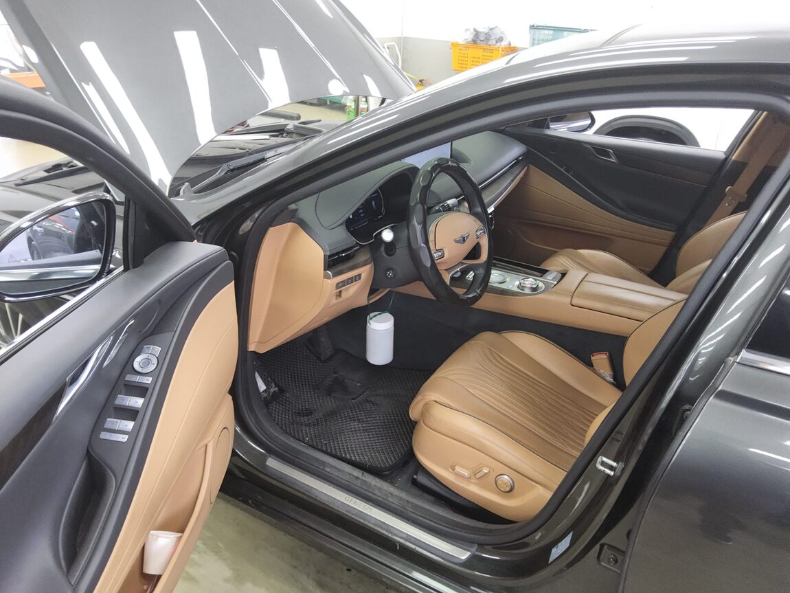 GENESIS THE ALL NEW G80 GASOLINE 2.5 2WD BASE MODEL 2022 - zdjęcie 10