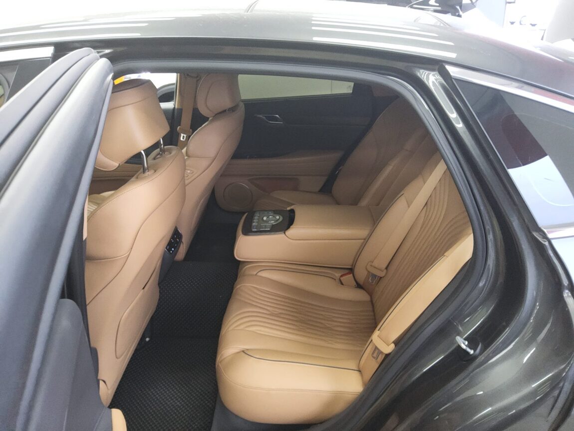 GENESIS THE ALL NEW G80 GASOLINE 2.5 2WD BASE MODEL 2022 - zdjęcie 12
