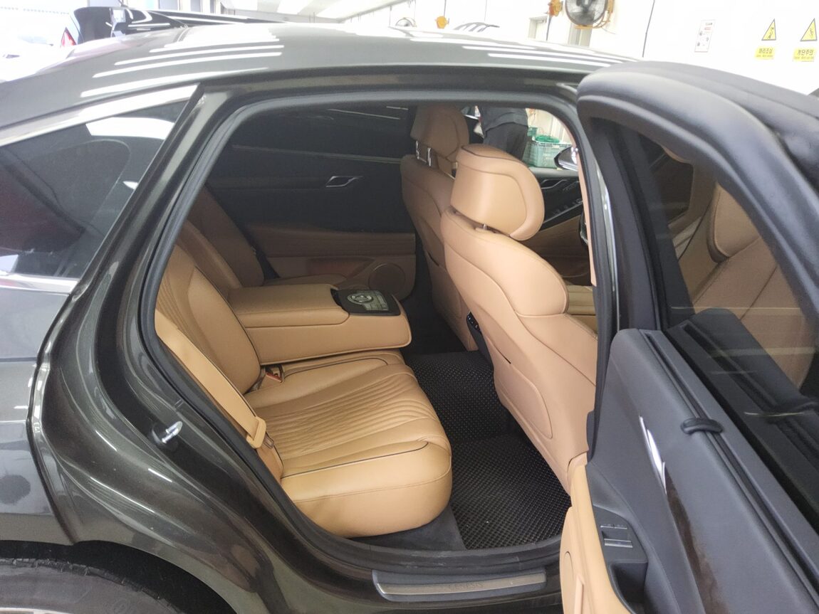 GENESIS THE ALL NEW G80 GASOLINE 2.5 2WD BASE MODEL 2022 - zdjęcie 13