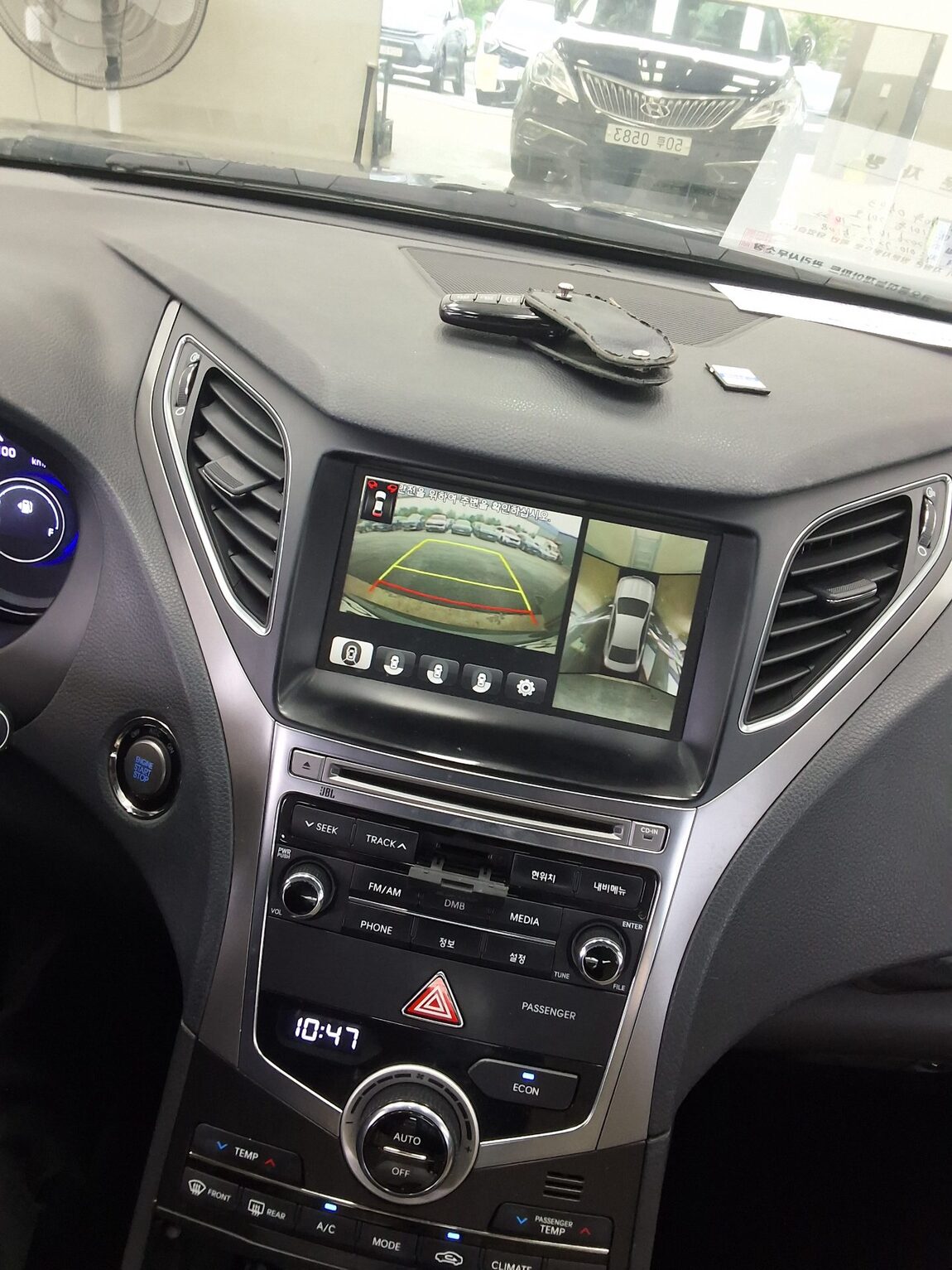HYUNDAI GRANDEUR HG HYBRID 2.4 HEV PREMIUM COLLECTION 2017 - zdjęcie 17