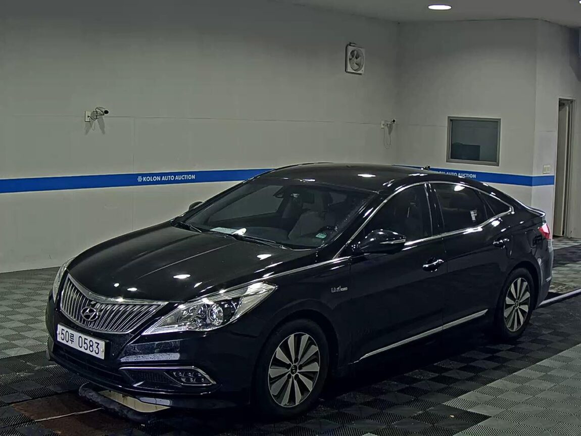 HYUNDAI GRANDEUR HG HYBRID 2.4 HEV PREMIUM COLLECTION 2017 - zdjęcie 2
