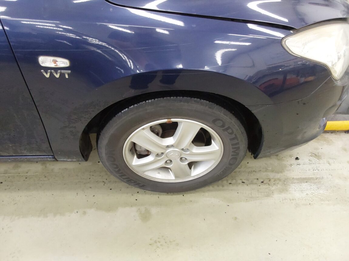HYUNDAI i30 1.6 VVT DELUXE 2008 - zdjęcie 23