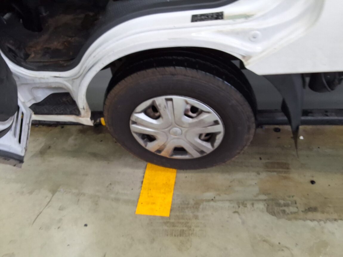 KIA BONGO III CARGO CRDi KING CAB EXTRA LONG WHEELBASE 2019 - zdjęcie 18