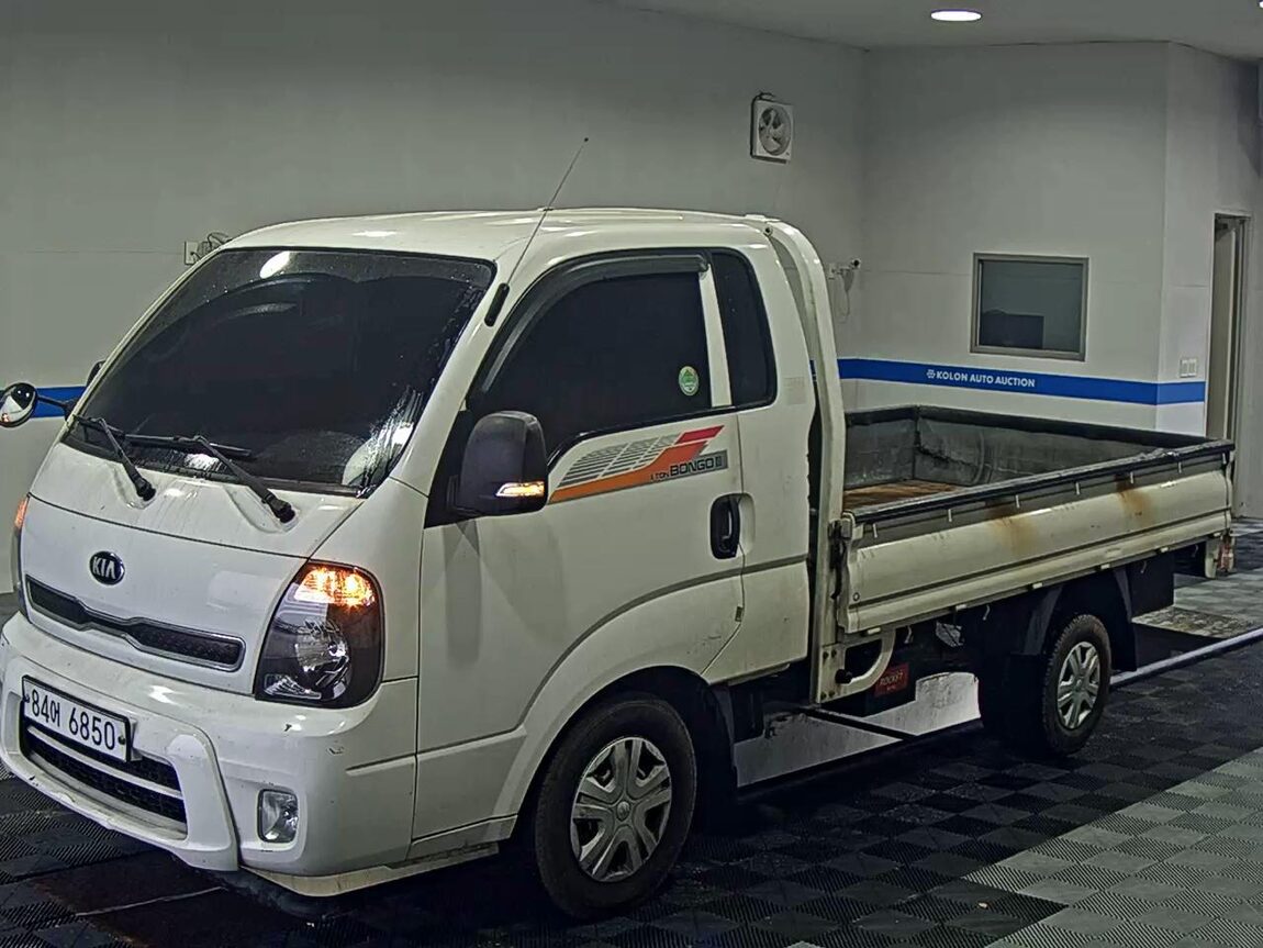 KIA BONGO III CARGO CRDi KING CAB EXTRA LONG WHEELBASE 2019 - zdjęcie 2