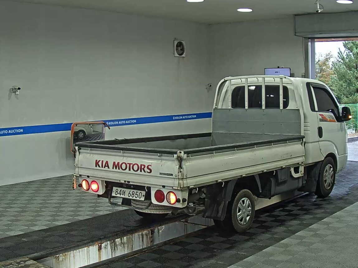 KIA BONGO III CARGO CRDi KING CAB EXTRA LONG WHEELBASE 2019 - zdjęcie 5