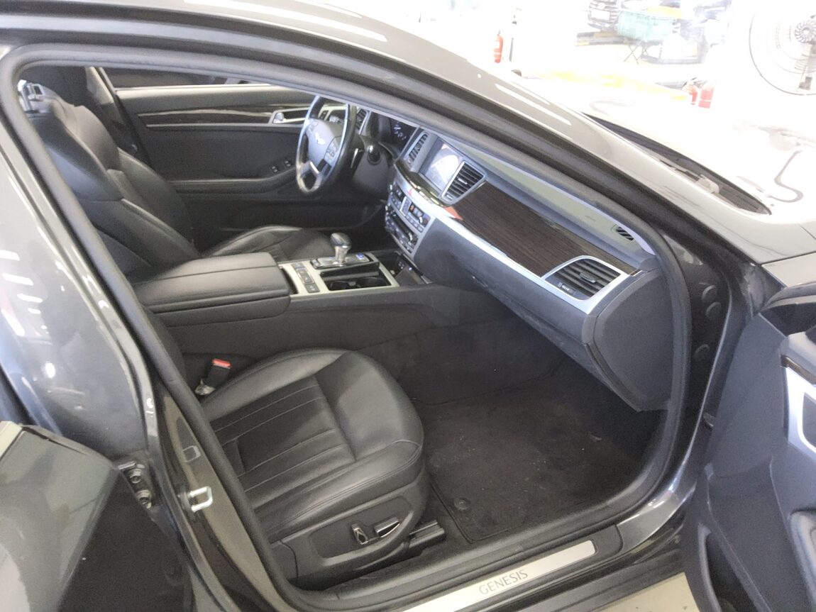GENESIS G80 3.3 GDi AWD LUXURY 2017 - zdjęcie 14