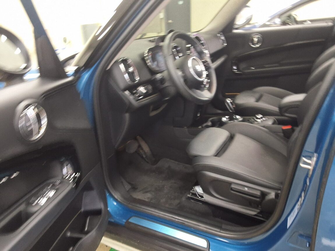 MINI COUNTRYMAN (2ND GEN) 1.5 CLASSIC 2022 - zdjęcie 11