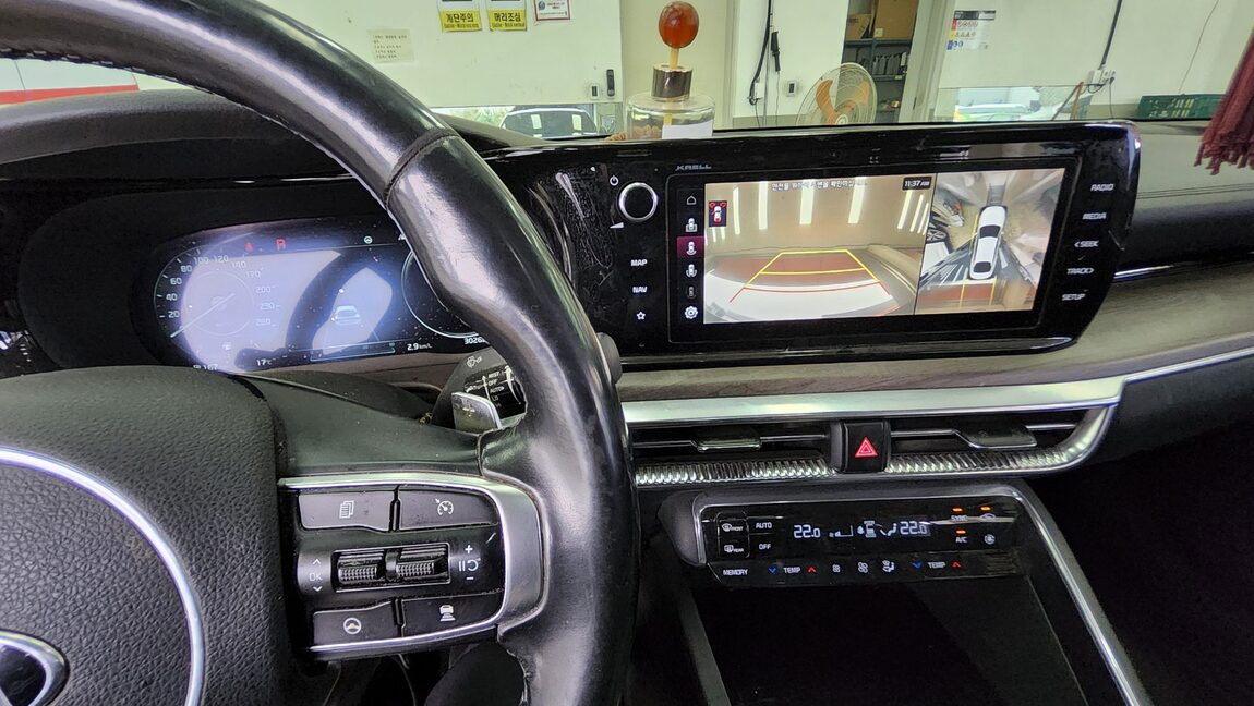 KIA NEW K5 (DL3) 2.0 GASOLINE SIGNATURE 2020 - zdjęcie 18