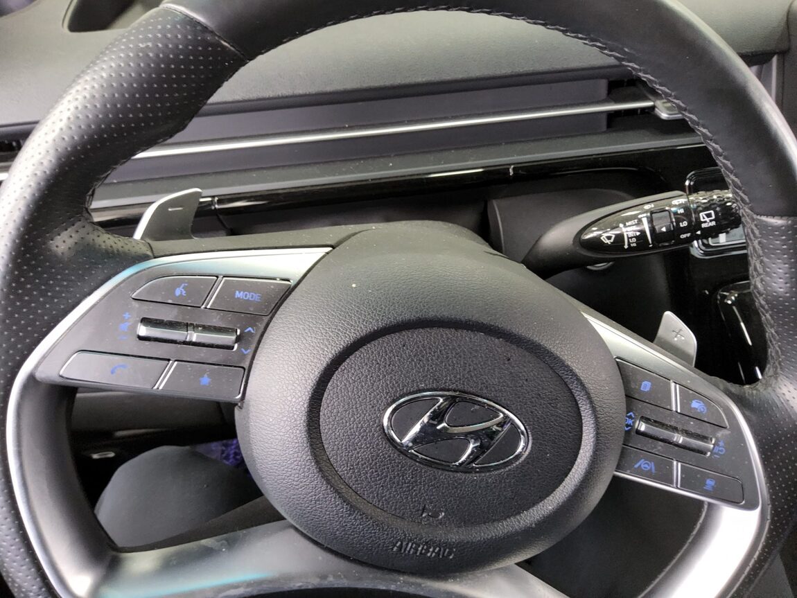 HYUNDAI STARIA 3.5 LPG LOUNGE 9-SEATER PRESTIGE 2022 - zdjęcie 17