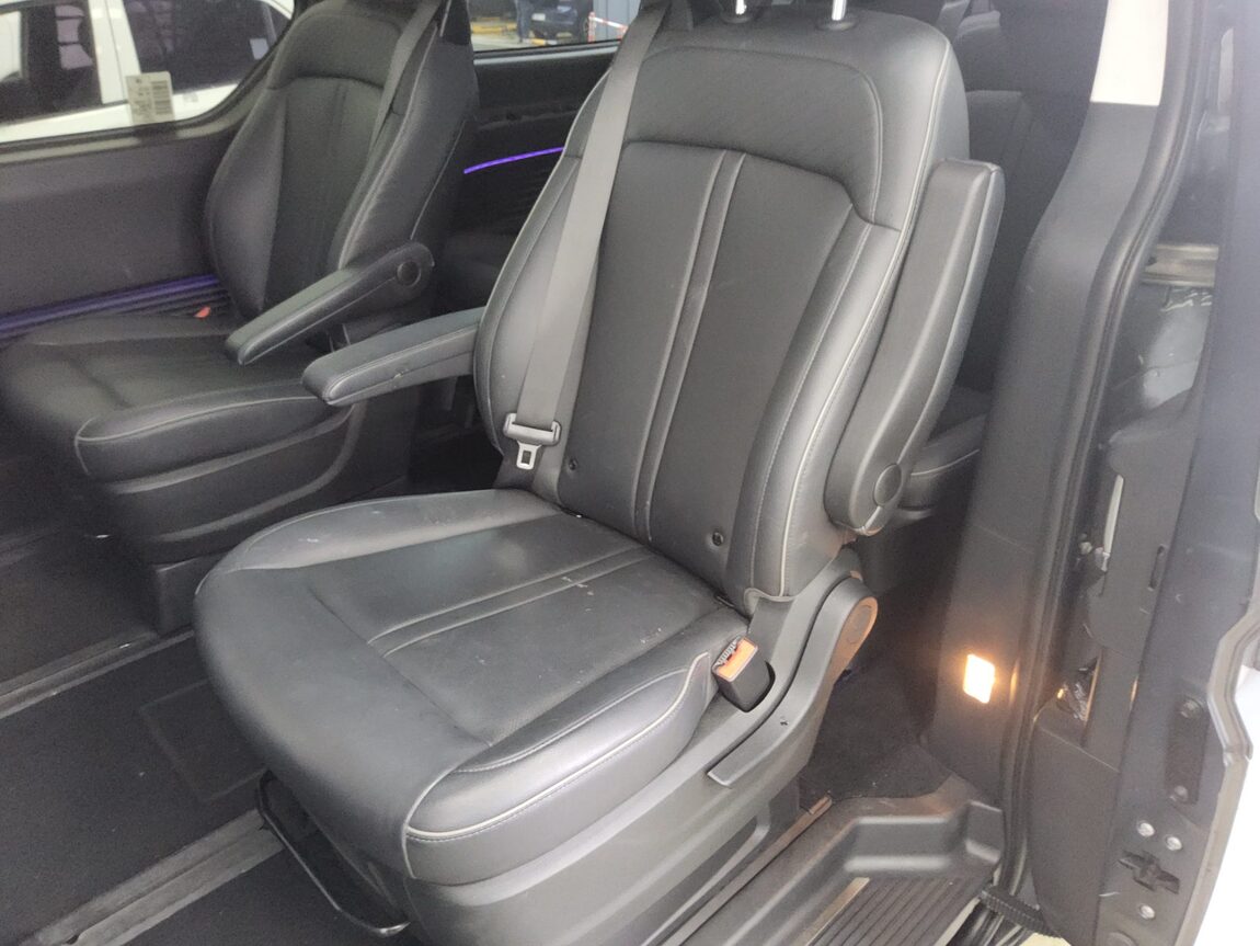HYUNDAI STARIA 3.5 LPG LOUNGE 9-SEATER PRESTIGE 2022 - zdjęcie 12