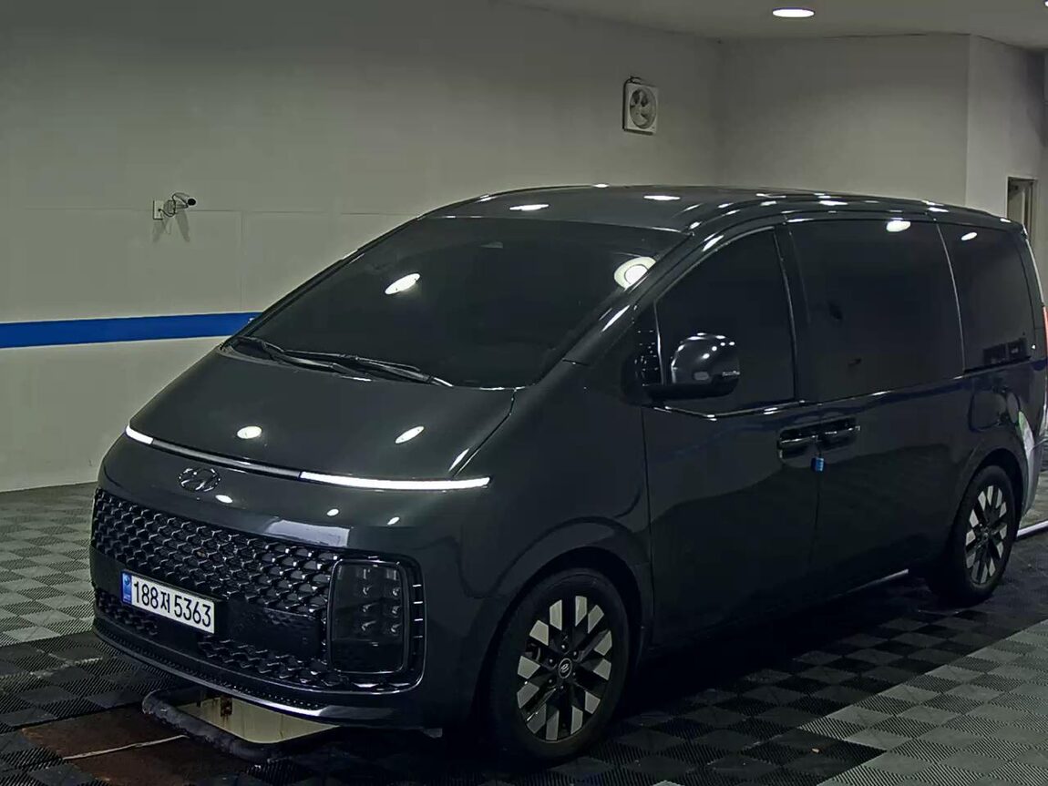 HYUNDAI STARIA 3.5 LPG LOUNGE 9-SEATER PRESTIGE 2022 - zdjęcie 2