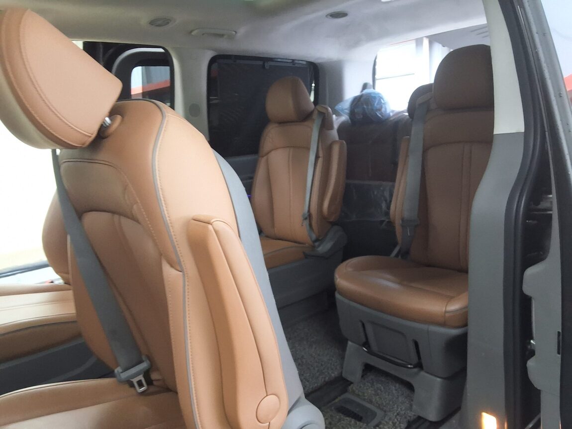 HYUNDAI STARIA 2.2 DIESEL LOUNGE 9-SEATER 4WD INSPIRATION 2022 - zdjęcie 13