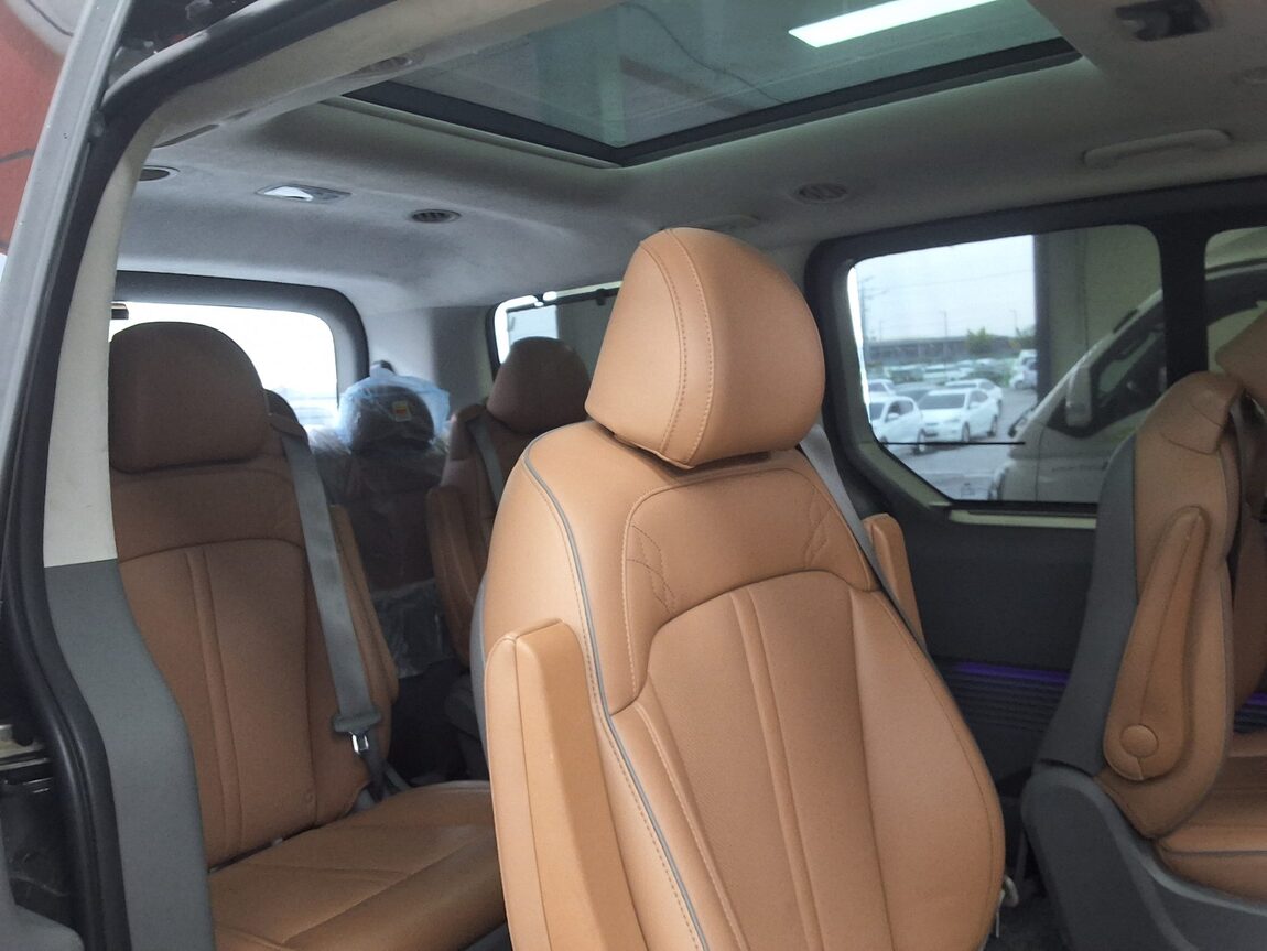 HYUNDAI STARIA 2.2 DIESEL LOUNGE 9-SEATER 4WD INSPIRATION 2022 - zdjęcie 14
