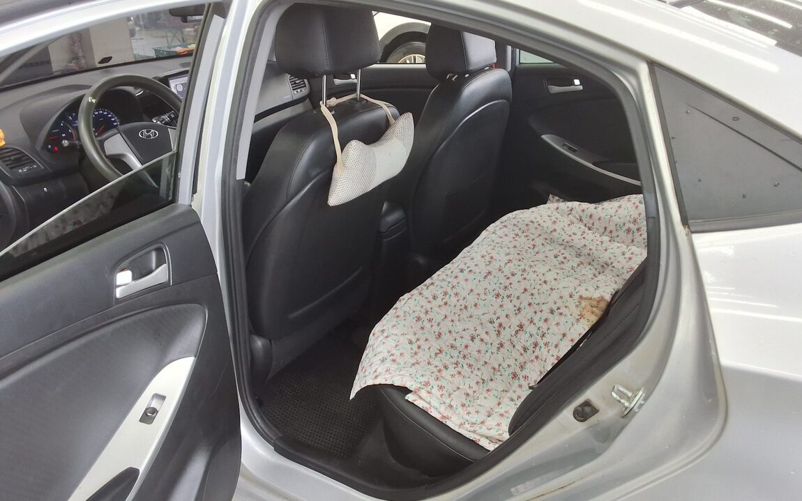 HYUNDAI NEW ACCENT 1.6 VGT SMART 2014 - zdjęcie 12