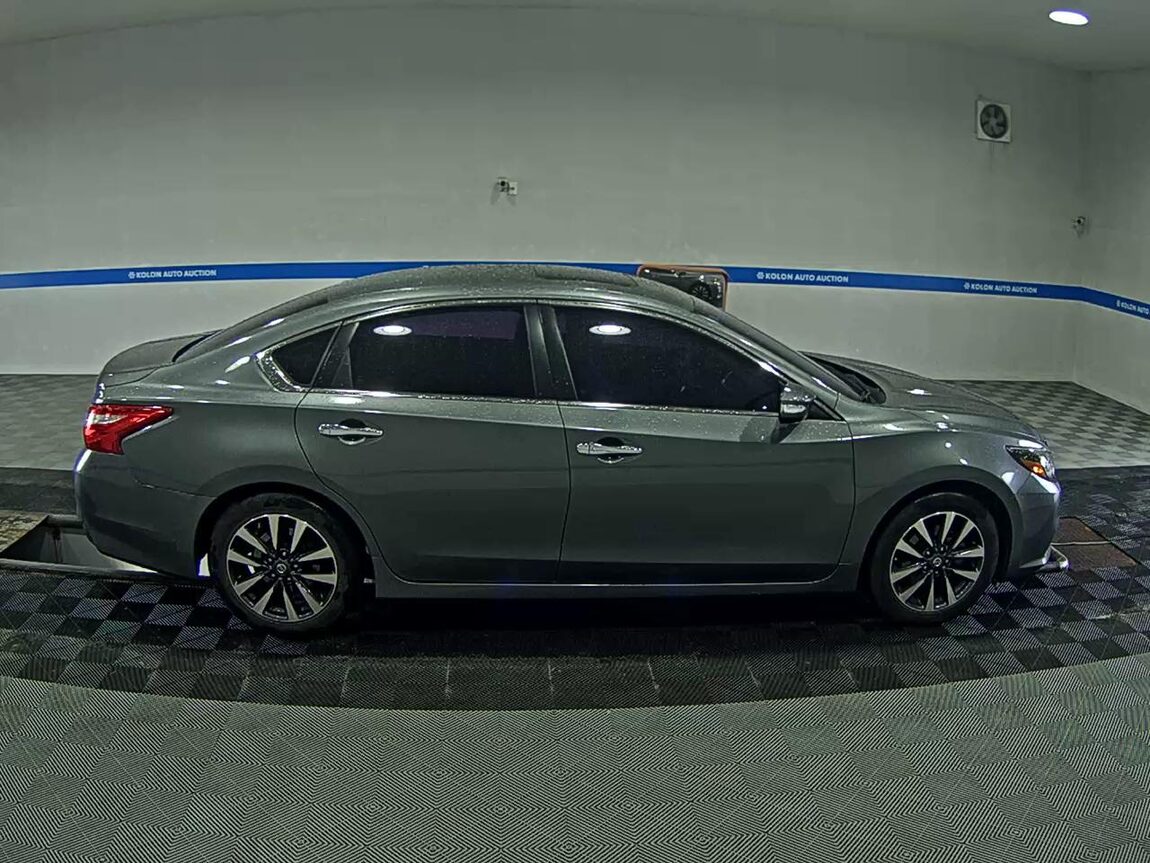 NISSAN ALTIMA (5TH GEN F/L) 2.5 SL 2017 - zdjęcie 4