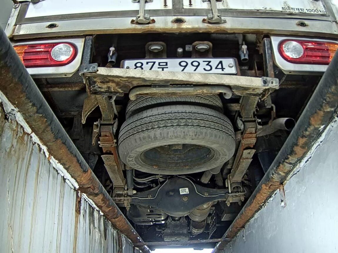 HYUNDAI PORTER II FREEZER BOX TRUCK SUPER CAB 2016 - zdjęcie 8