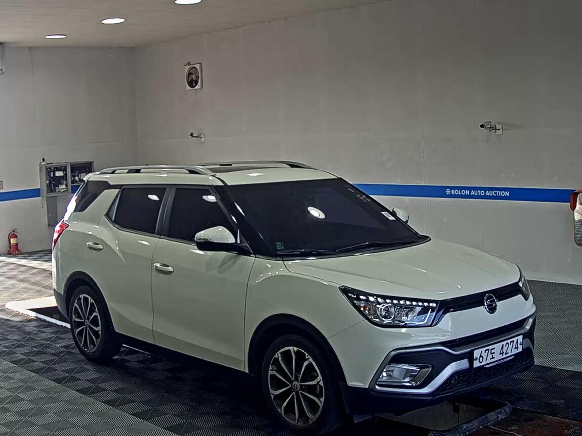 KG MOBILITY (SSANGYONG) TIVOLI AIR GASOLINE 2WD RX 2017 - zdjęcie 3