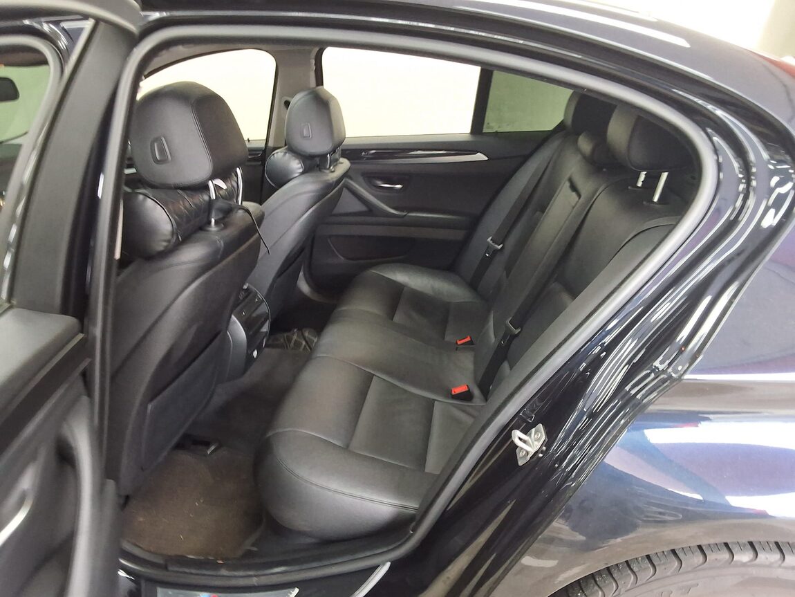 BMW 5 SERIES (6TH GEN) 520d xDRIVE M AERODYNAMIC 2016 - zdjęcie 13