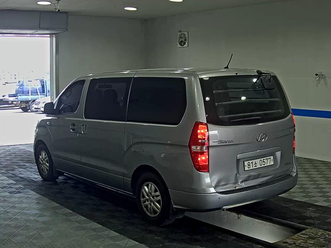 HYUNDAI THE NEW GRAND STAREX 5-SEATER DIESEL VAN SMART 2019 - zdjęcie 6