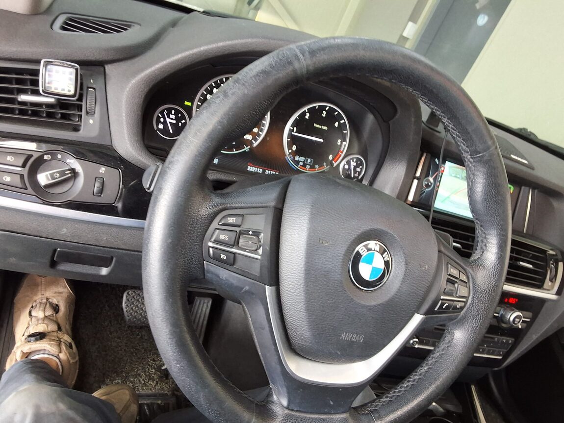 BMW X3 (2ND GEN) 20d xDRIVE X LINE 2016 - zdjęcie 23