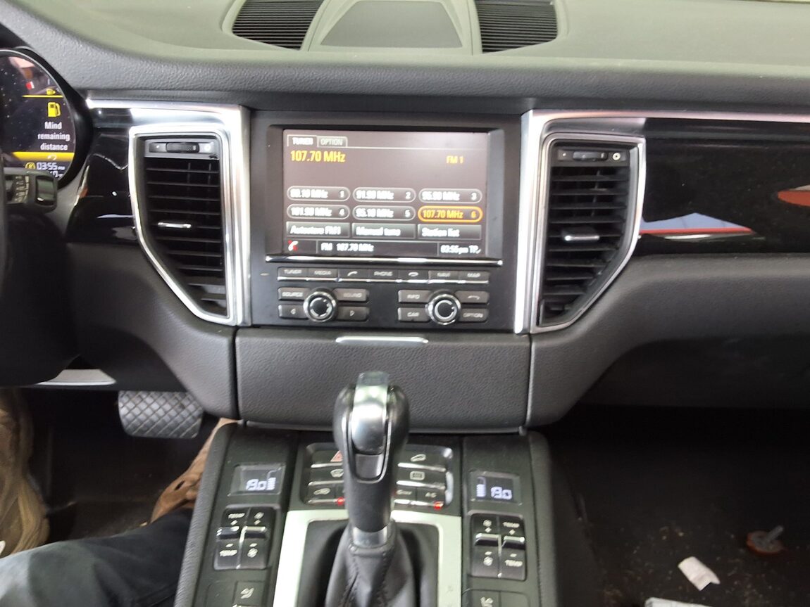 PORSCHE MACAN DIESEL 3.0 S 2015 - zdjęcie 24
