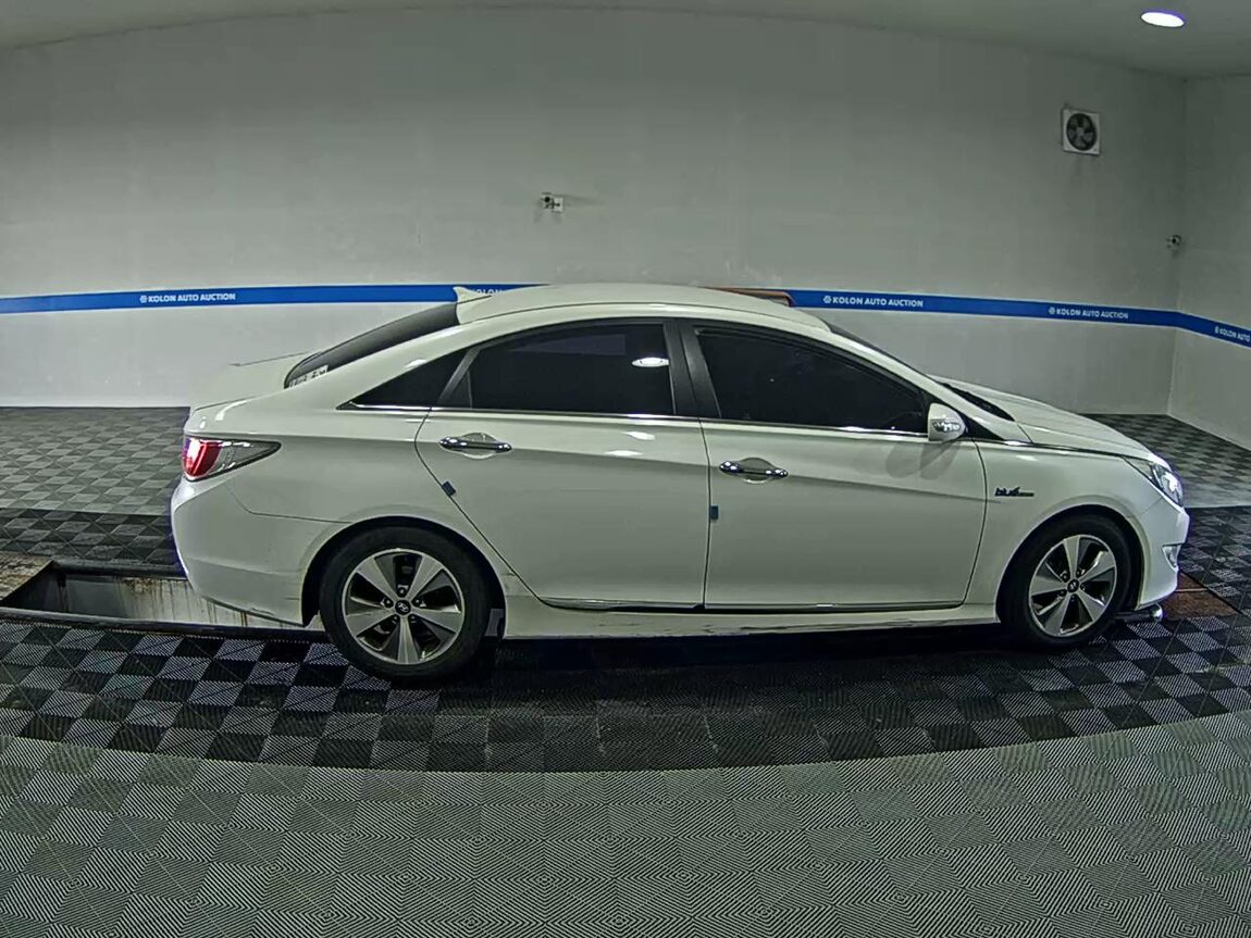 HYUNDAI YF SONATA HYBRID PREMIER 2012 - zdjęcie 4