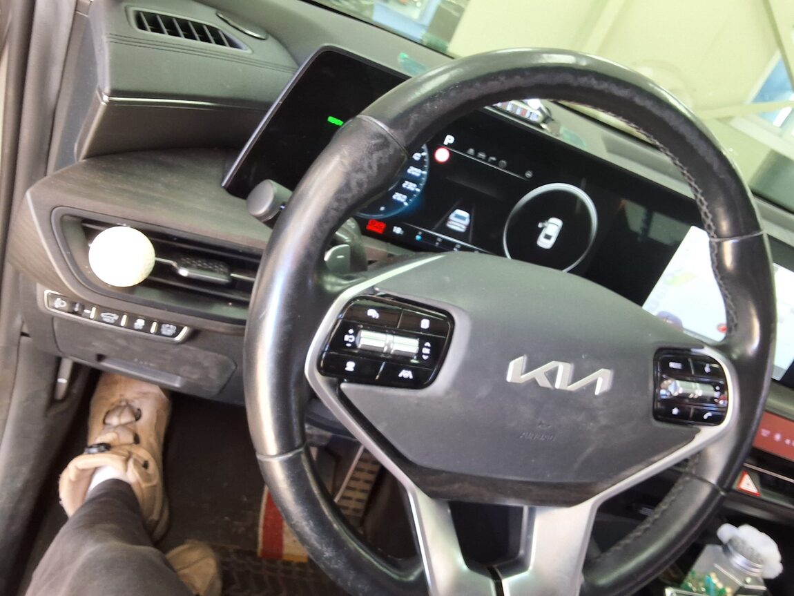 KIA K8 HYBRID HEV SIGNATURE 2022 - zdjęcie 23