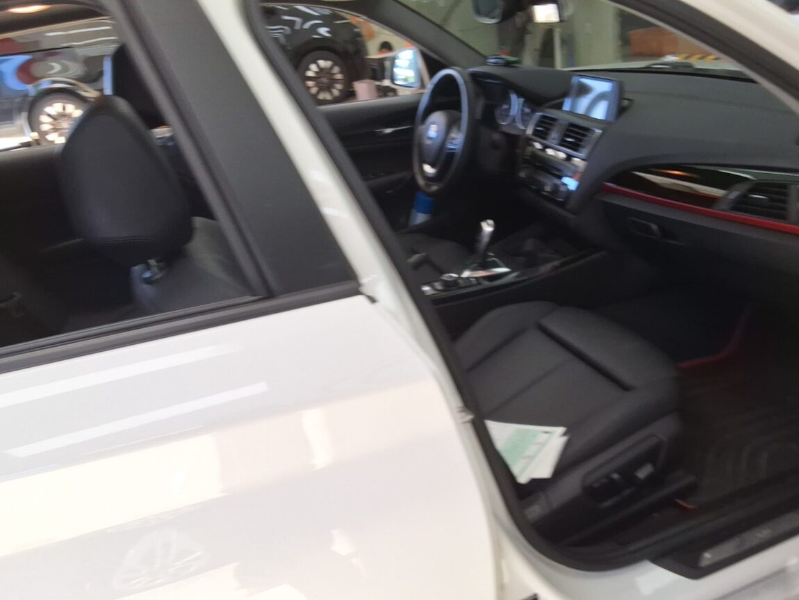 BMW 1 SERIES (2ND GEN) 5-DOOR 118d SPORT LINE 2016 - zdjęcie 15