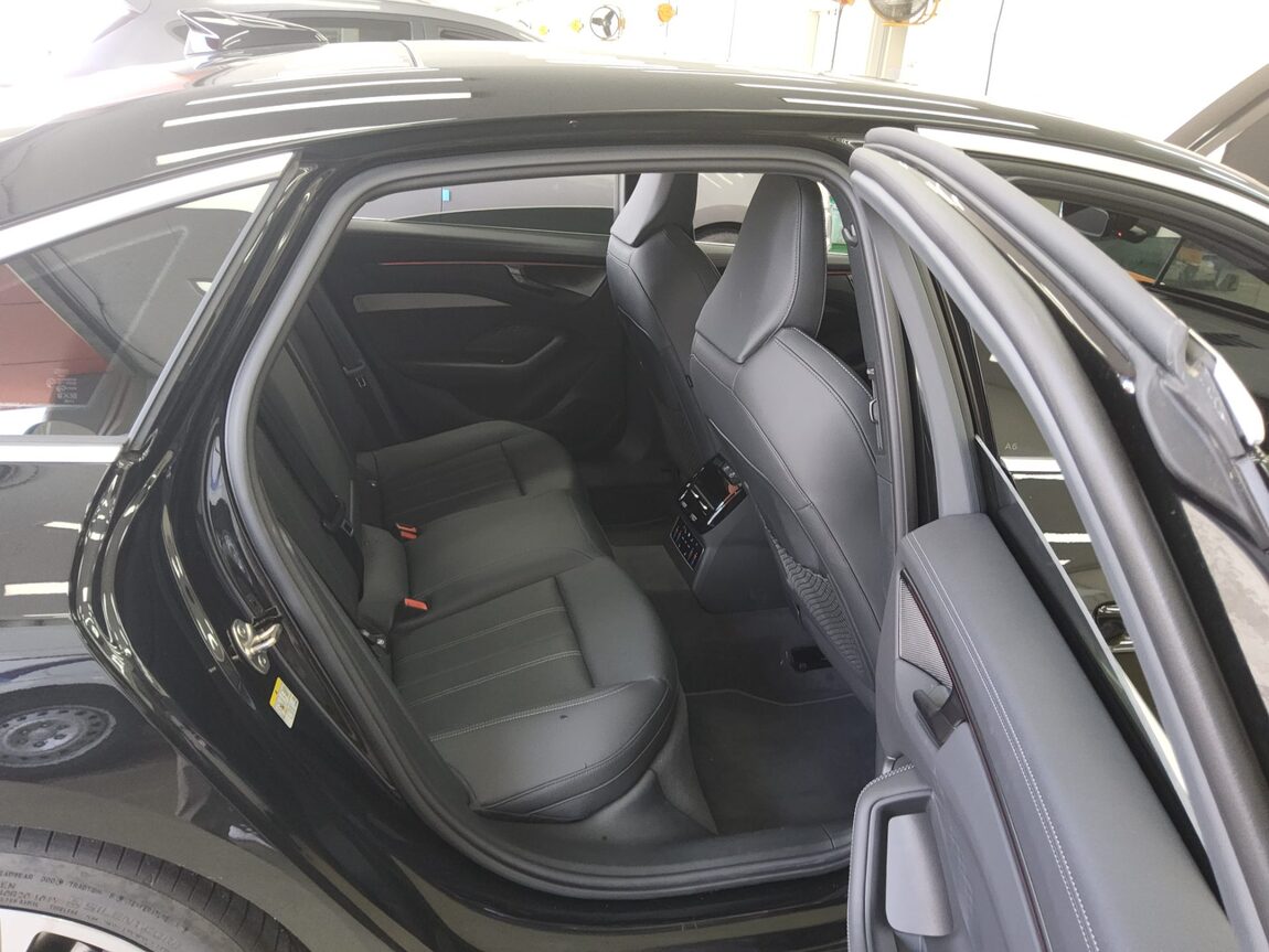 AUDI AUDI 2026 - zdjęcie 13